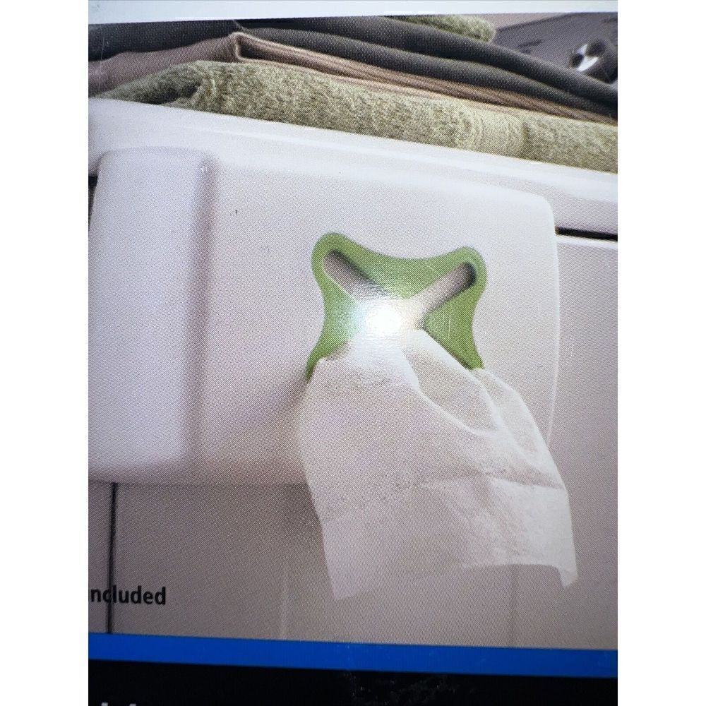 MAINSTAYS Magnetic Dryer Sheet Dispenser